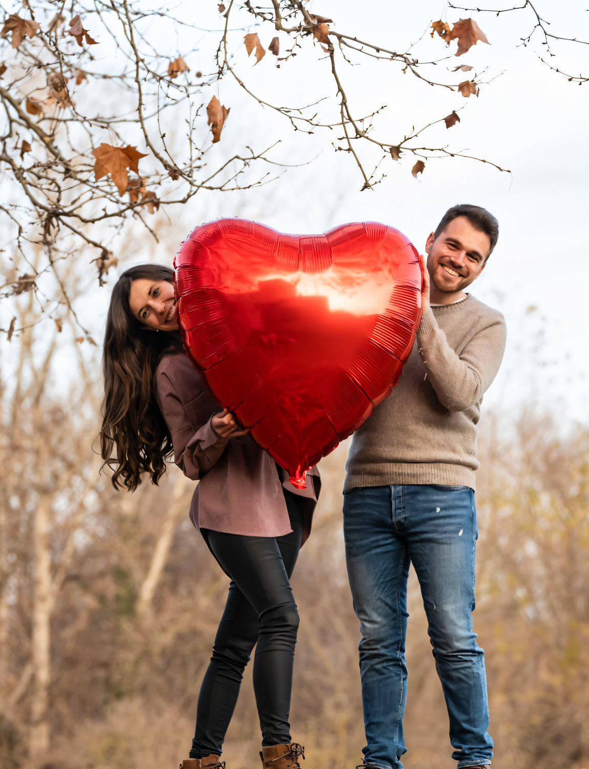 Haolongfa 32 Inch Red Heart Balloons, 4 Pcs Valentines Balloons, Large Red Heart Foil Balloons, Romantic Heart Shaped Balloons, Mylar Balloons for Valentine's Day Wedding Engagement Party Decorations