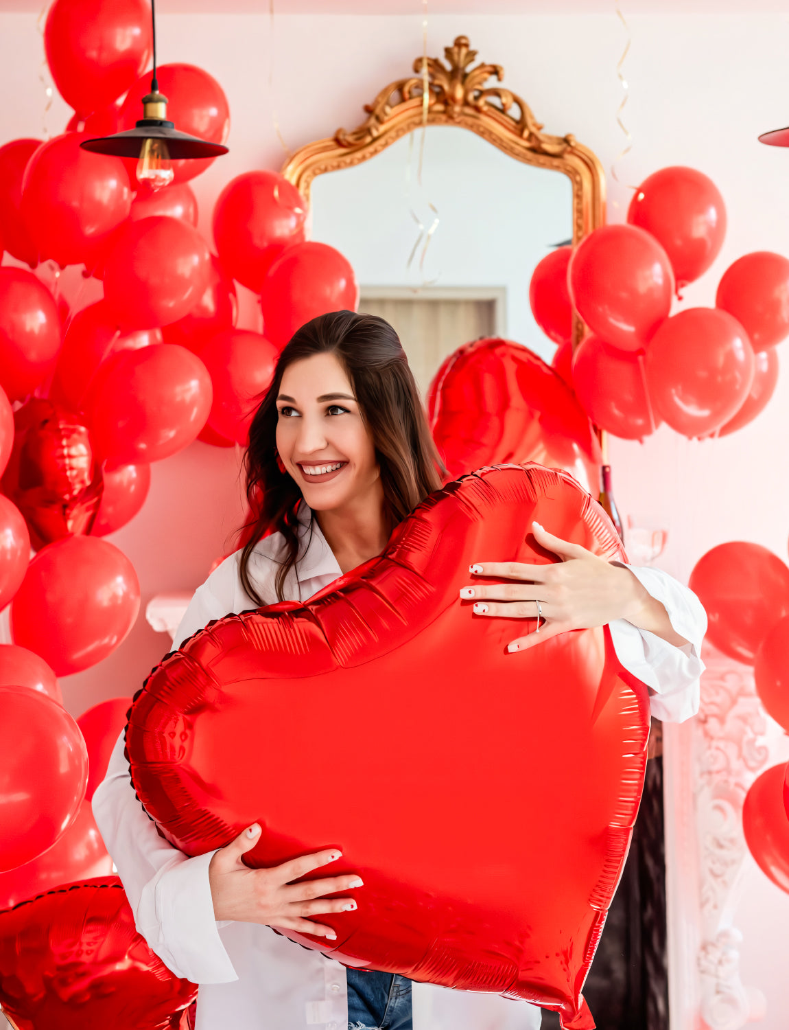 Haolongfa 32 Inch Red Heart Balloons, 4 Pcs Valentines Balloons, Large Red Heart Foil Balloons, Romantic Heart Shaped Balloons, Mylar Balloons for Valentine's Day Wedding Engagement Party Decorations