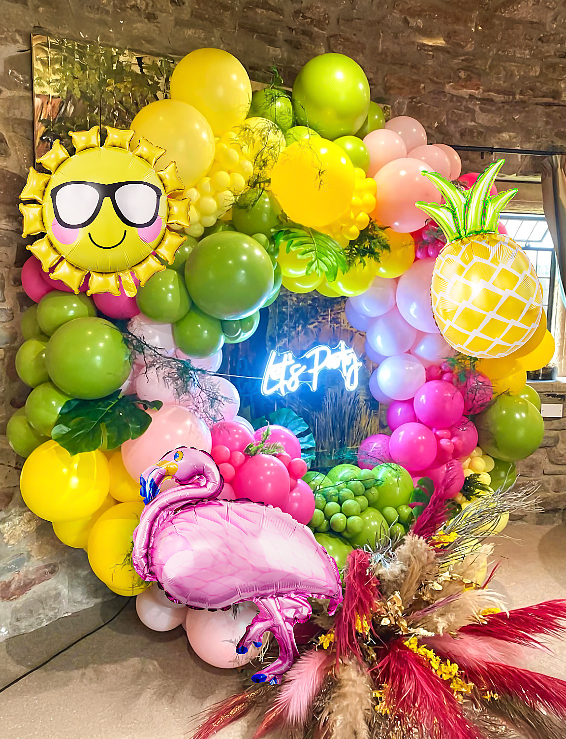 133 Pcs Tropical Balloons Arch Garland Kit, Sun/Pineapple/Flamingo Foil Balloon with Green/Pink/Yellow Latex Luau Balloons Arch, for Hawaiian Luau Aloha Summer Beach Party, Flamingo Pool Party Decor