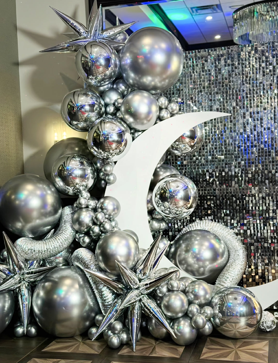 Haolongfa Silver Foil Balloons-22 Inch,4D Round Silver Mylar Balloons, Explosion Star Balloons, Metallic Silver Balloons for Birthday Party, Christmas Party Decor, Happy New Year Decor 6 Pcs