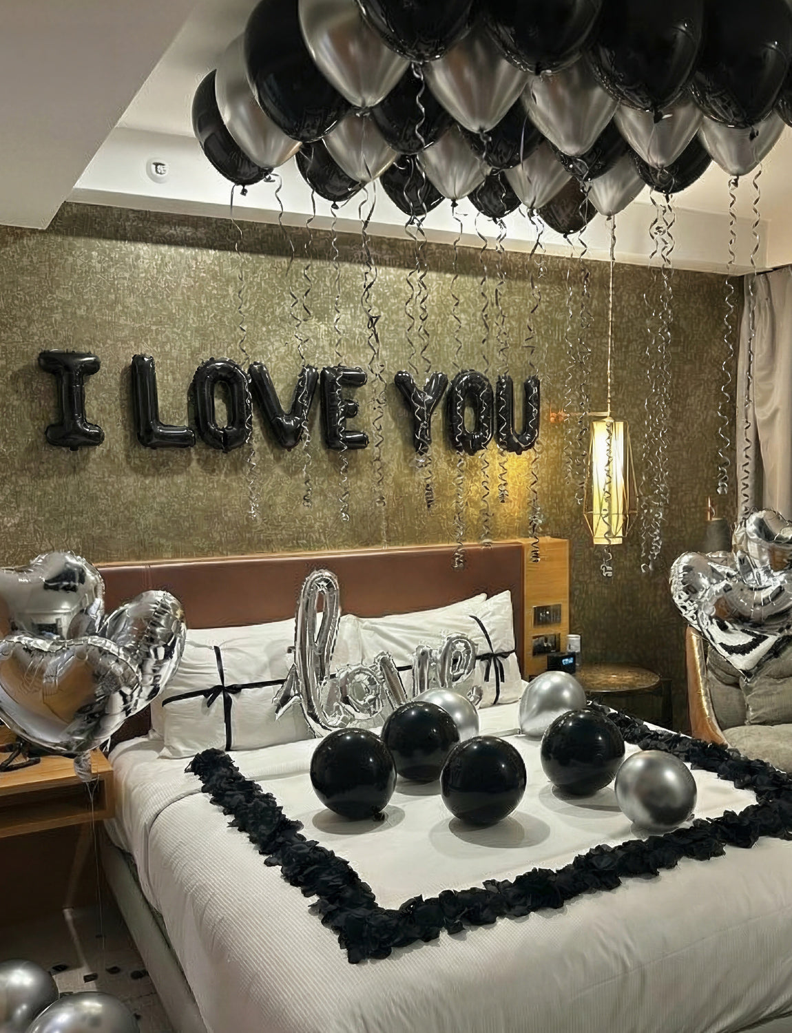 Black I Love You Balloons Kit, Large Foil Black Heart Balloons with Love Letter Banner Balloon, Modern Valentines Day Decorations for Romantic Surprise, Anniversary, Proposal