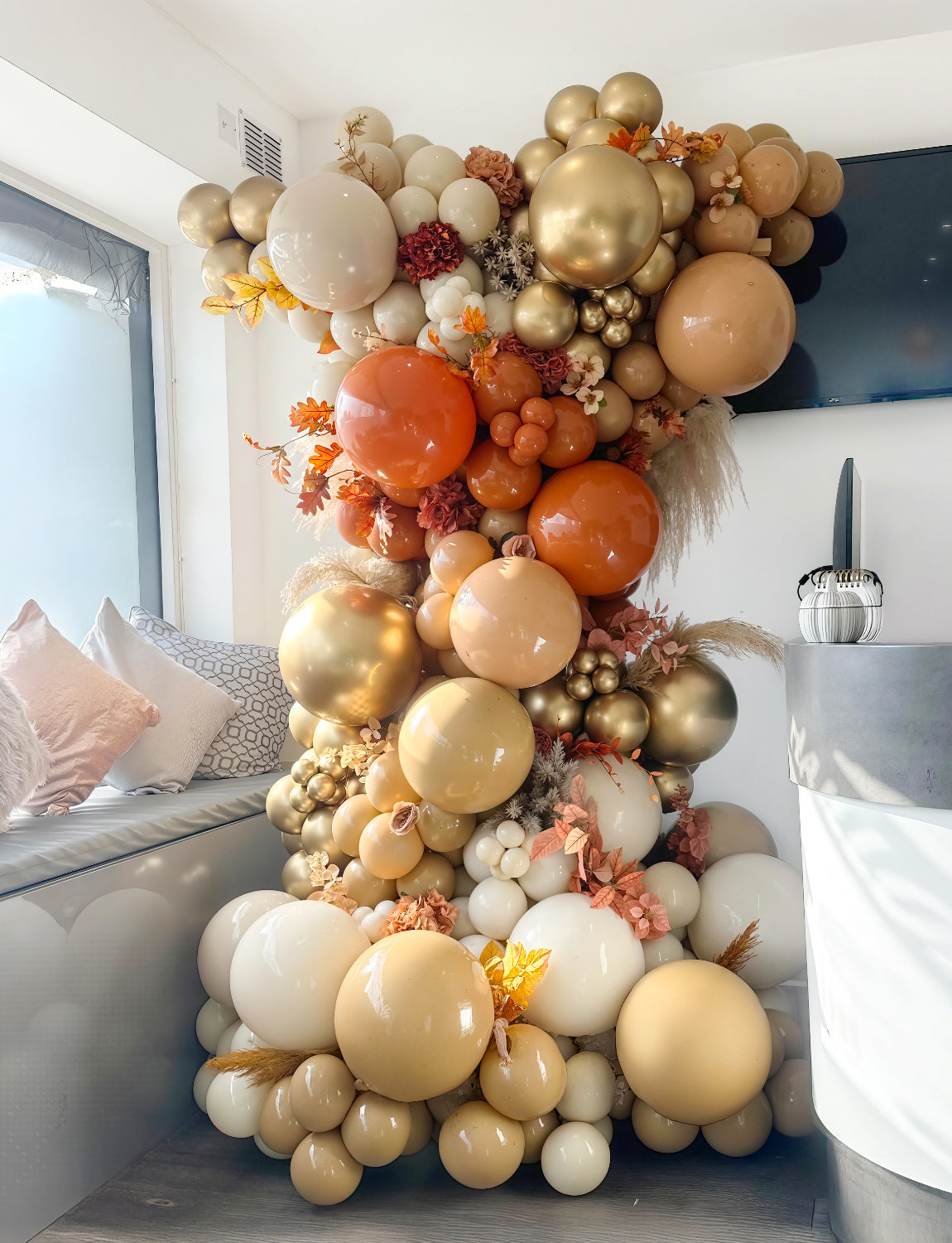 Fall Thanksgiving Balloon Arch Garland Kit – 143Pcs Sand Burnt Orange Gold Latex Balloons for Fall Wedding, Harvest, Autumn Birthday, Little Pumpkin Baby Shower, Thanksgiving Party Decor