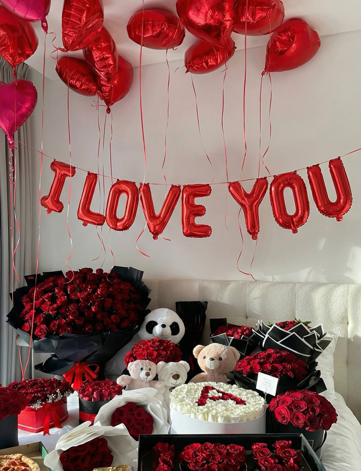 Red I Love You Balloons for Him/Her, Valentines Day Balloon with Red Heart Balloons and Love Letter Balloons, Romantic Decor for Special Night, Valentines, Surprise, Anniversary, Proposal Supplies